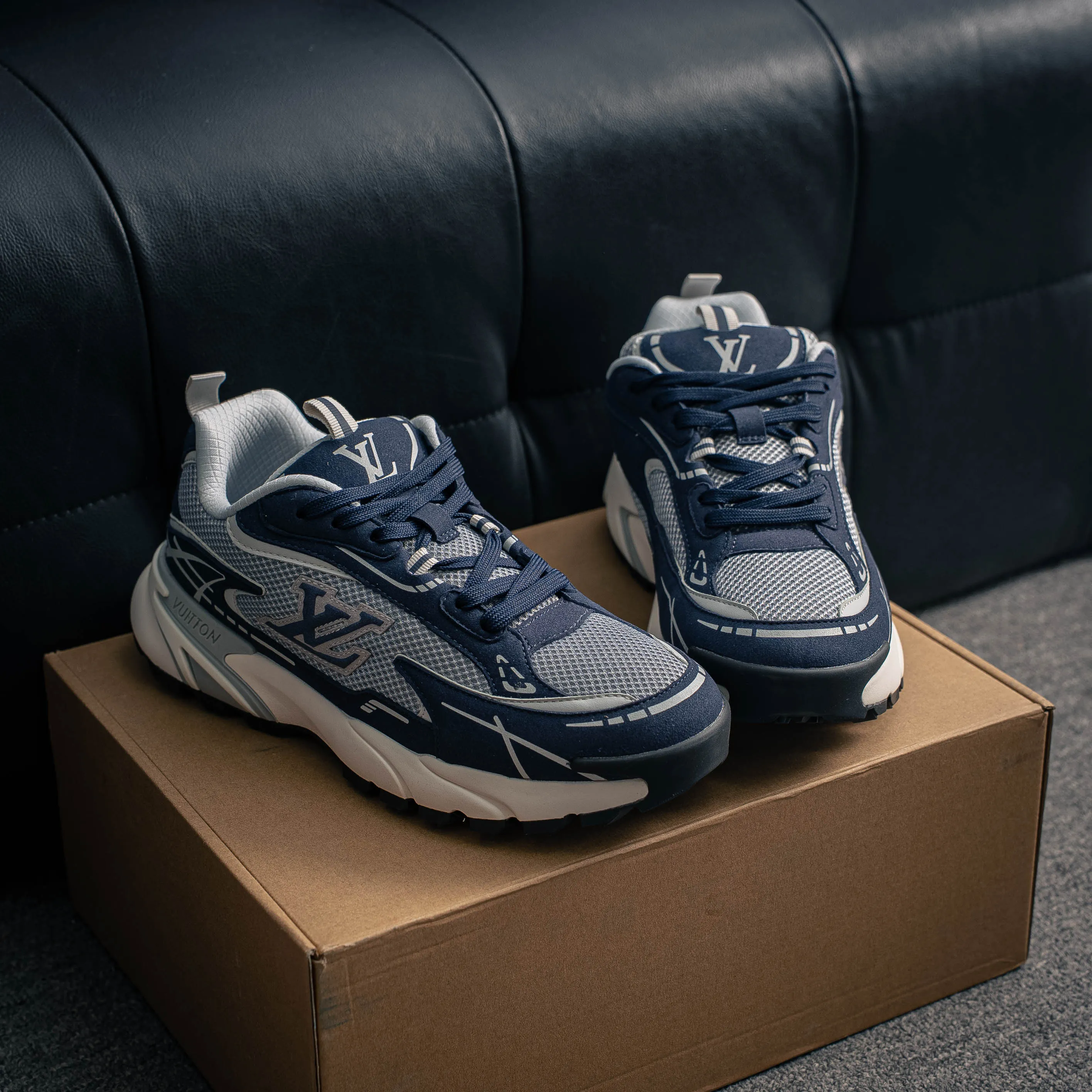 # J 【36-46】 Lv Tatic Runner Tatic Runner Series Platform Sole Chunky Sneakers， Retro Shoes ， 。Shoes